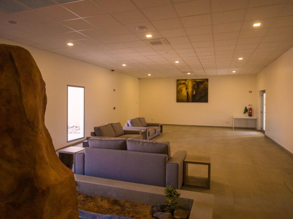 Hotel Monotel Dar El Barka Nouakchott Esterno foto
